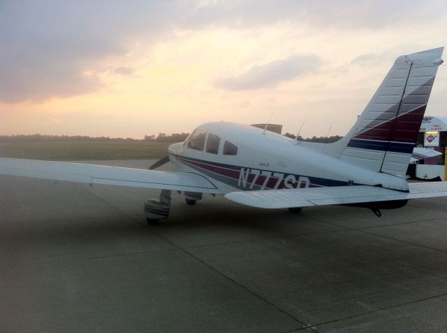 Piper Cherokee (N777SD)