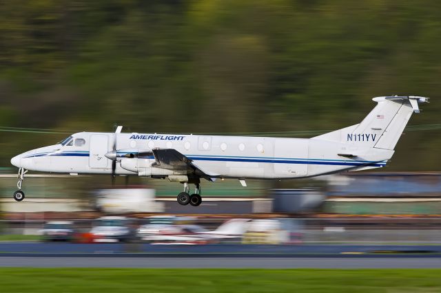 Beechcraft 1900 (N111YV)