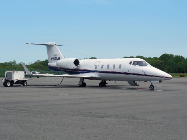 Learjet 55 (N817AM) - A very powerful aircraft.