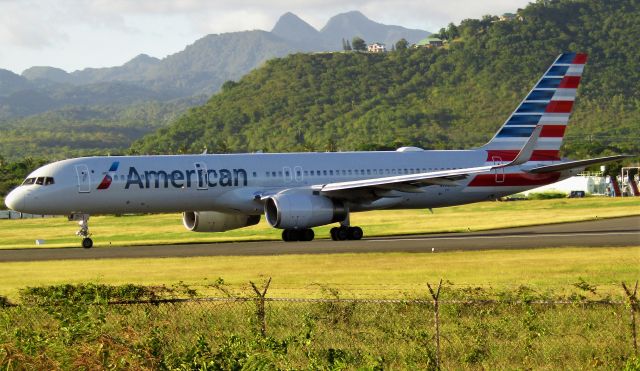 Boeing 757-200 (N193AN)