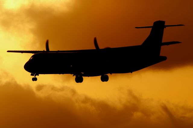 ATR ATR-72 (EC-LKK)