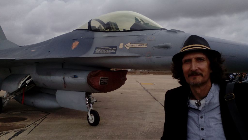 Lockheed F-16 Fighting Falcon — - Base Aérea de Torrejón