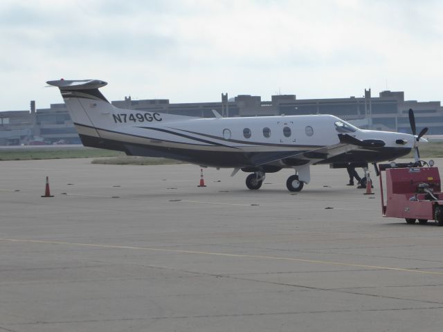 Pilatus PC-12 (N749GC)