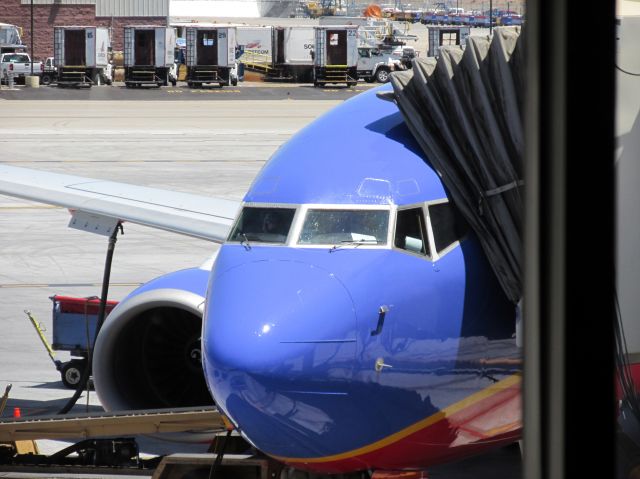 Boeing 737-500 (N687SW)