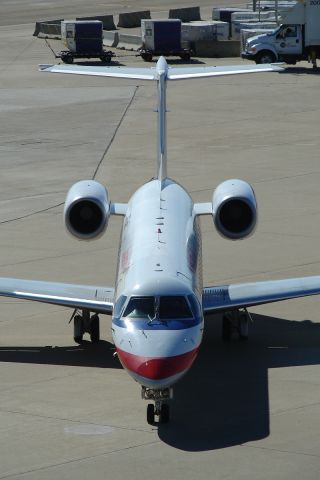 Embraer ERJ-135 (N734EK)