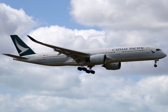 Airbus A350-900 (B-LRN) - on 28 February 2019