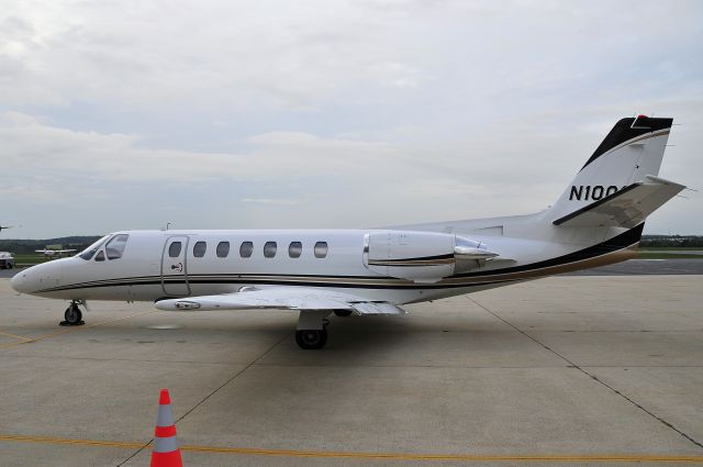 Cessna Citation V (N100SY) - Seen at KFDK on 9/22/2009.      a href=http://discussions.flightaware.com/profile.php?mode=viewprofile&u=269247  [ concord977 profile ]/a