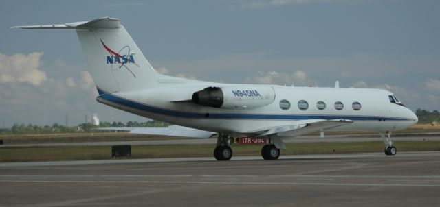 Gulfstream American Gulfstream 2 (NASA945) - Shuttle Training Aircraft N945NA heading out to KTTS