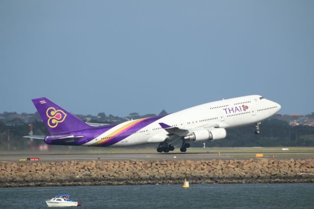 Boeing 747-400 (HS-TGF)