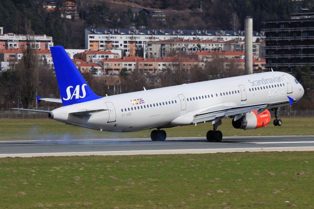 Airbus A321 (OY-KBF)