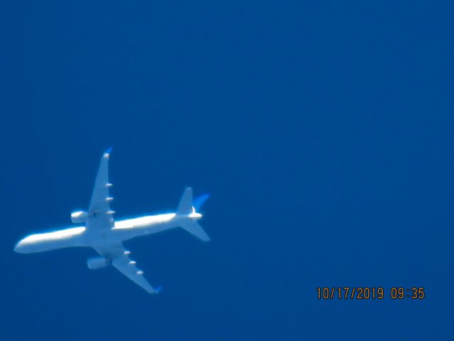 Boeing 757-200 (N14107)