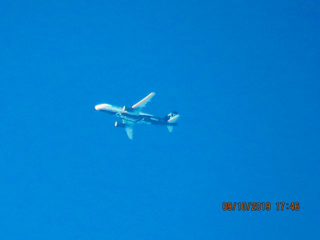 Airbus A320 (N633JB)