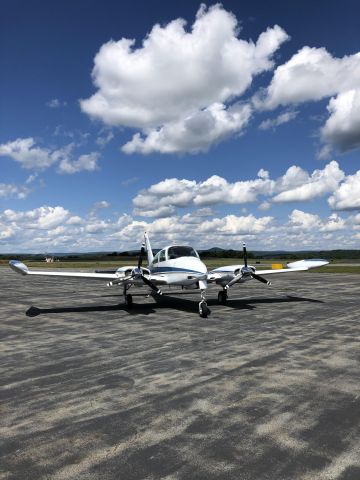 Cessna 310 (N6277Q)