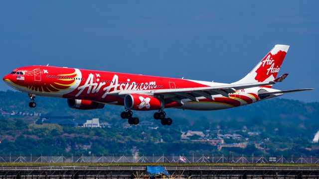 Airbus A330-300 (9M-XXT)