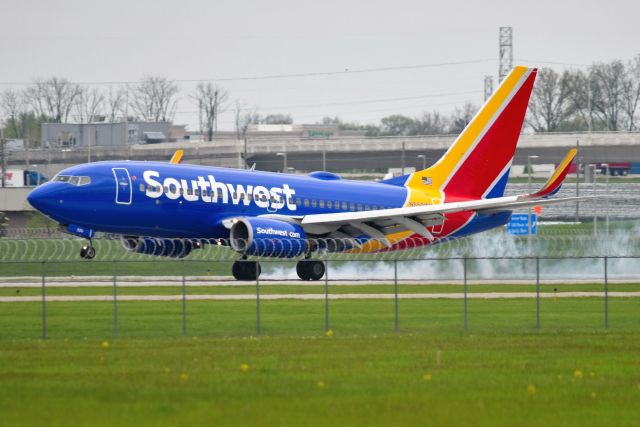 Boeing 737-700 (N550WN) - 5-L 05-04-22