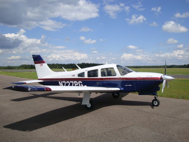 Piper Cherokee Arrow (N727PG) - Sunny day at KHEG.