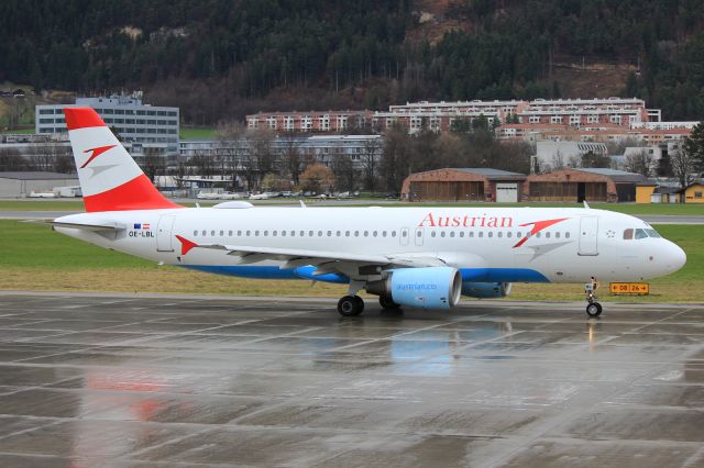 Airbus A320 (OE-LBL)