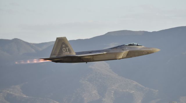 Lockheed F-22 Raptor (04-4068) - Flying at the Planes of Fame Airshow Chino Ca