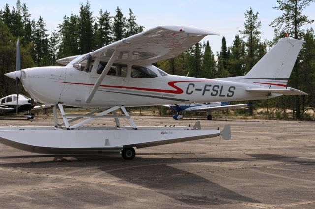 Cessna Skyhawk (C-FSLS) - C-FSLS Cessna Skyhawk 172-F RVA à CSQ4 Aéroport de Casey QC. le 02-09-2023 à 11:43