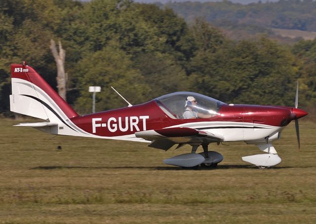 AIDC Tzu-Chung (F-GURT) - Landing at LFGU Airport - 2009-09-26.