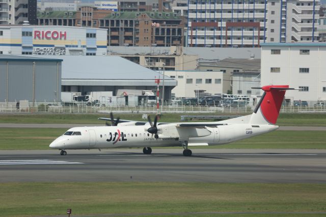 de Havilland Dash 8-400 (JA851C)