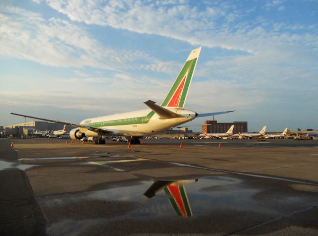 BOEING 767-300 (EI-DDW) - Sebastiano Caboto