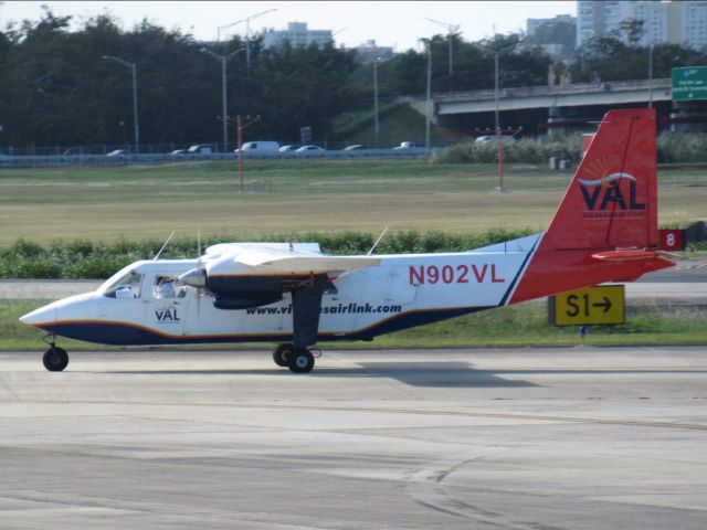 ROMAERO Islander (N902VL) - @Johhny ROD..