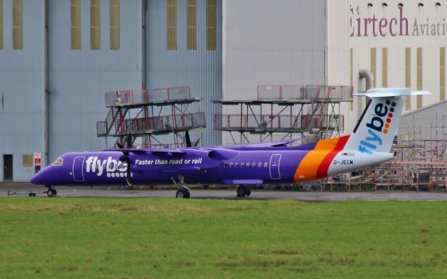 G-JECM — - flybe dhc-8 g-jecm after painting by eirtech aviation shannon 24/1/16.