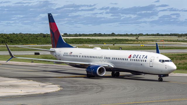 Boeing 737-900 (N925DZ) - 12/28/23