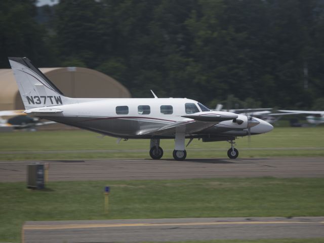 Piper Cheyenne (RLI37) - 20 June 2015