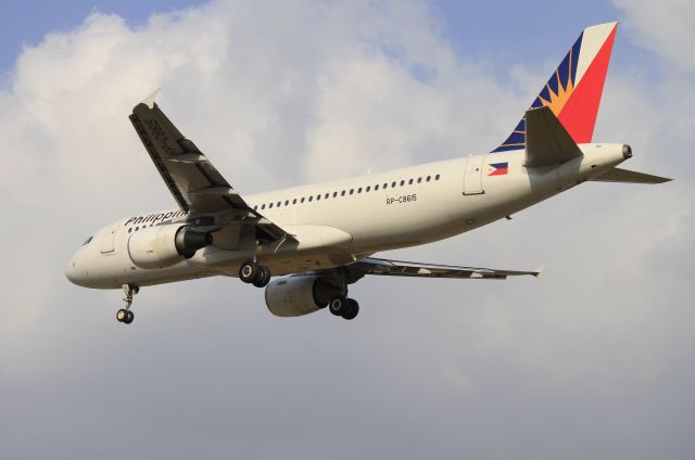 Airbus A320 (RP-C8615)