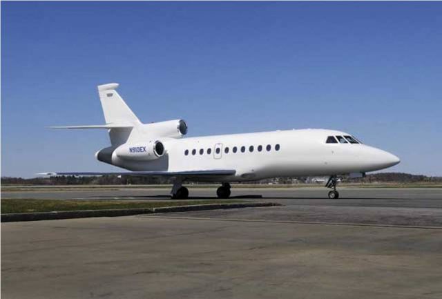 Dassault Falcon 900 (N910EX)