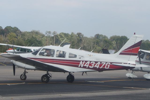 Piper Cherokee (N4347G)