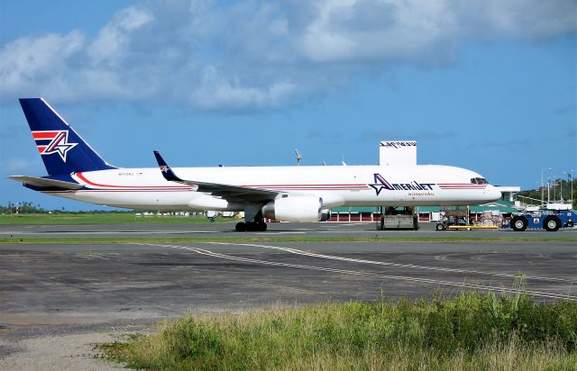 Boeing 757-200 (N172AJ)