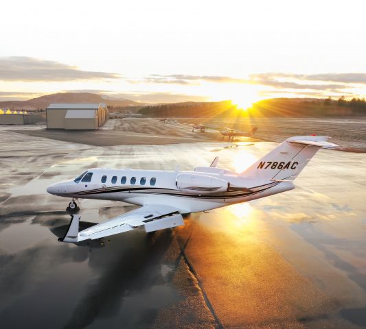 Cessna Citation CJ1 (N786AC) - Tamarack Winglets installed.