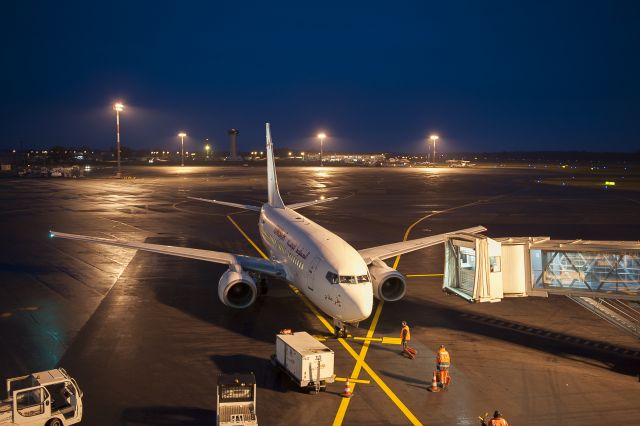 Boeing 737-700 (TS-IOM)