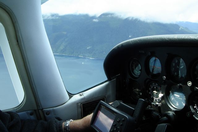 Cessna Skylane (N57DL) - Straits of Georgia. In between Victoria and Port Hardy (Vancouver Island)