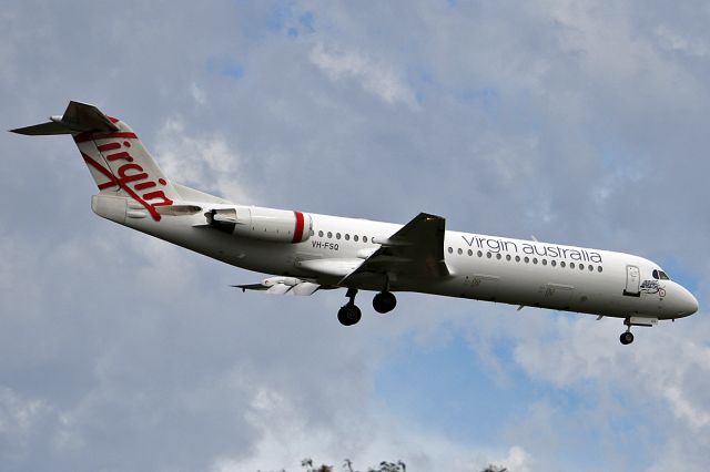 Fokker 100 (VH-FSQ) - on 26 November 2017