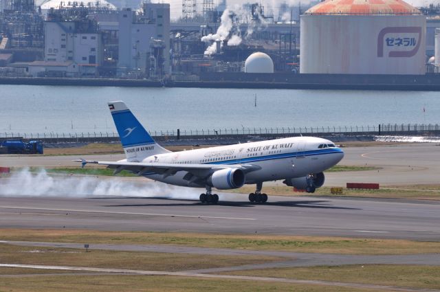 Airbus A310 (9K-ALD) - 2012/3/20  State of Kuwait