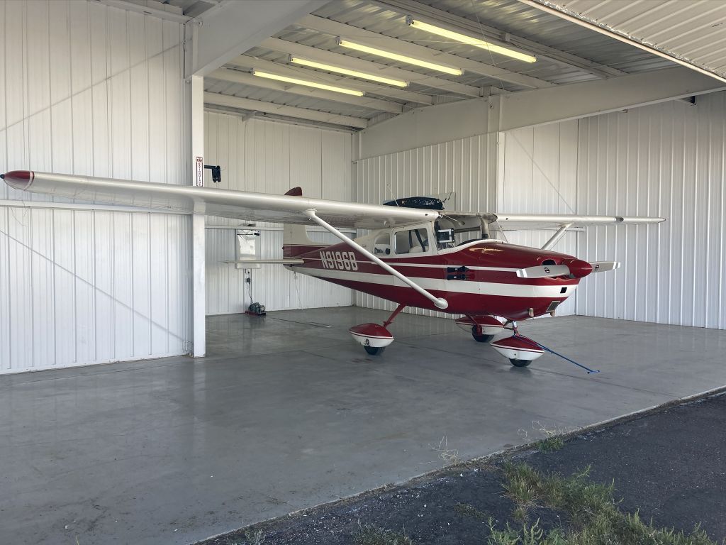 Cessna Skyhawk (N9196B)