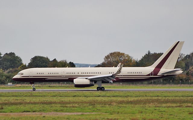 Boeing 757-200 (N770BB) - yucaipa companies b757-2j4 n770bb landing at shannon 29/9/18.