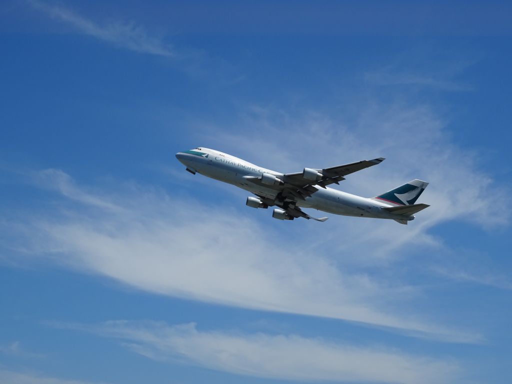 Boeing 747-400 (B-LID)