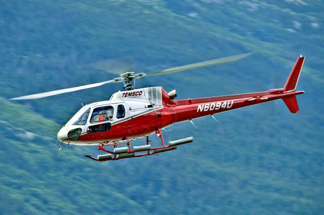 Eurocopter AS-350 AStar (N6094U)