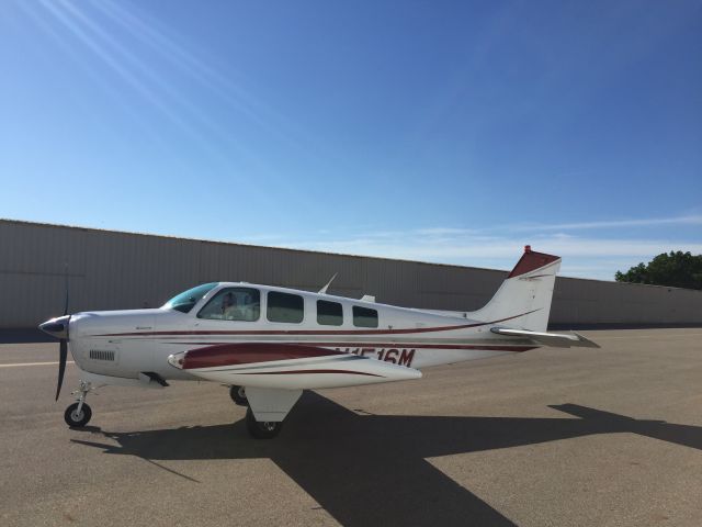 Beechcraft Bonanza (36) (N1516M)