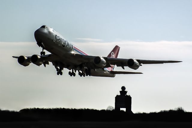 BOEING 747-8 (LX-VCF) - Early morning sunshine in LHBP.