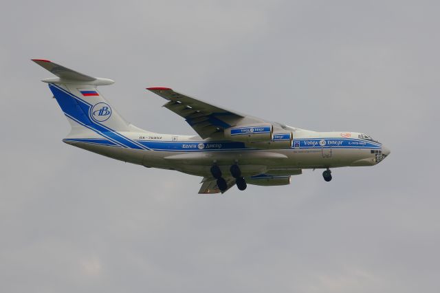 Ilyushin Il-76 (RA-76952) - RA-76952 arrives into SIN at 10:43 from MAA as VI1914. 29 April 2019.