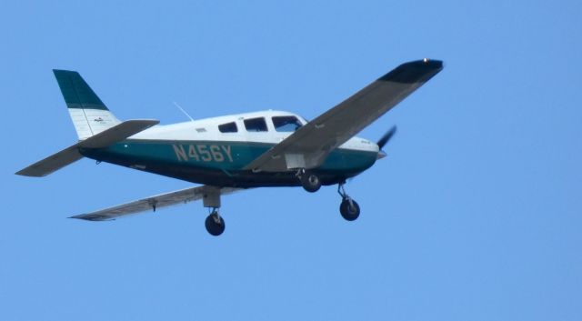 Piper Cherokee (N456Y) - Shortly after departure is this 2000 Piper Cherokee Archer III PA-28-181 in the Winter of 2021.