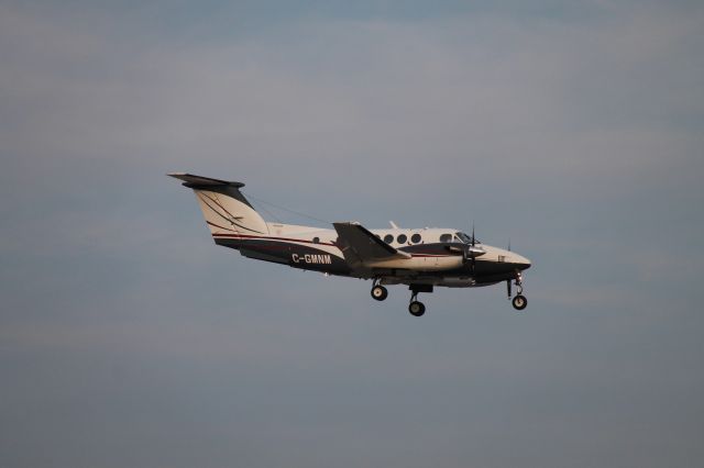 Beechcraft Super King Air 200 (C-GMNM)