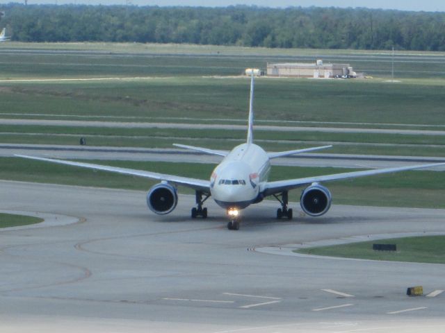 Boeing 777-200 (G-VIIB)