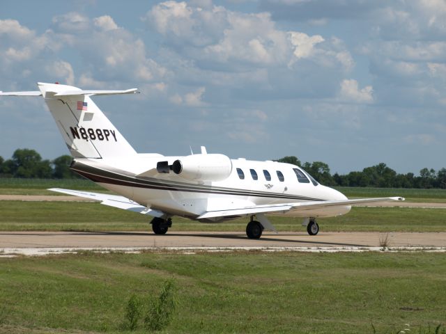 Cessna Citation CJ1 (N888PY)